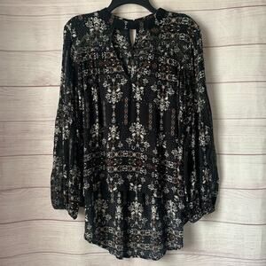 Gimmicks Boho Black White Floral Tunic Blouse High Low Keyhole Embroidery Size S